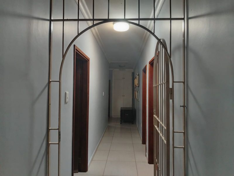 A Hidden Gem in the Sought After Suburb of Meer en See - Photo 7