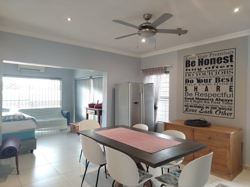 A Hidden Gem in the Sought After Suburb of Meer en See - Photo 5