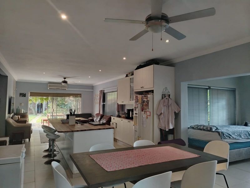 A Hidden Gem in the Sought After Suburb of Meer en See - Photo 4