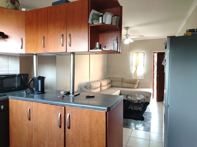 Perfect Starter Home in the Heart of Birdswood - Photo 3