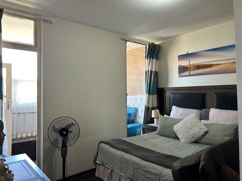 Perfect Investment or Starter Home! - Photo 6