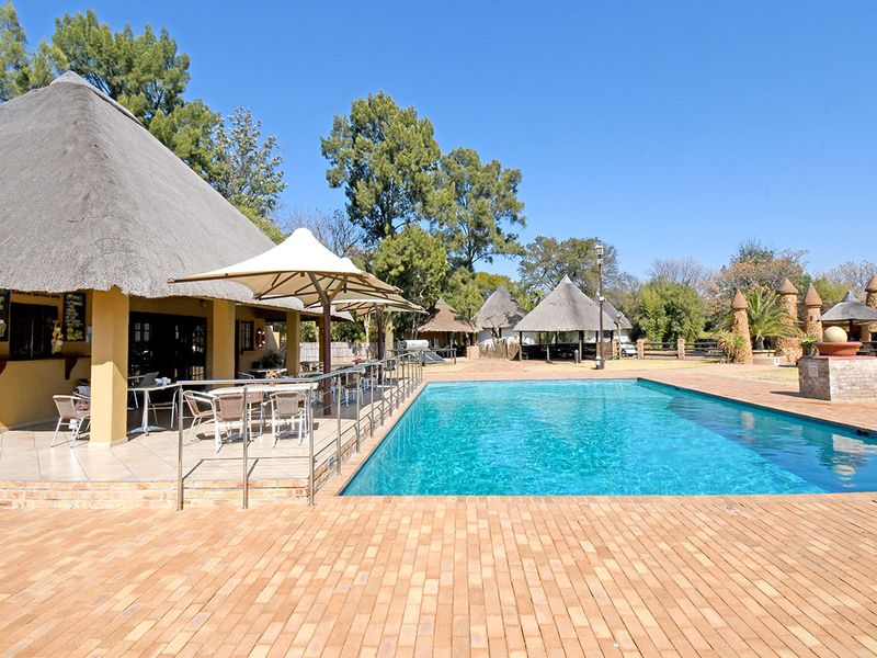 Tranquil 4 Star Guest Lodge - Photo 1