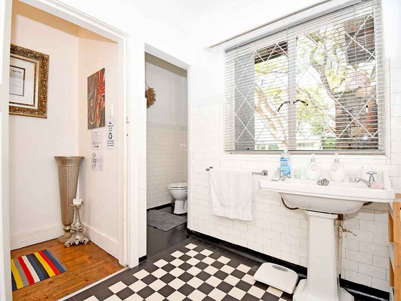 4 Bedroom Home with Investment Opportunity - Photo 7