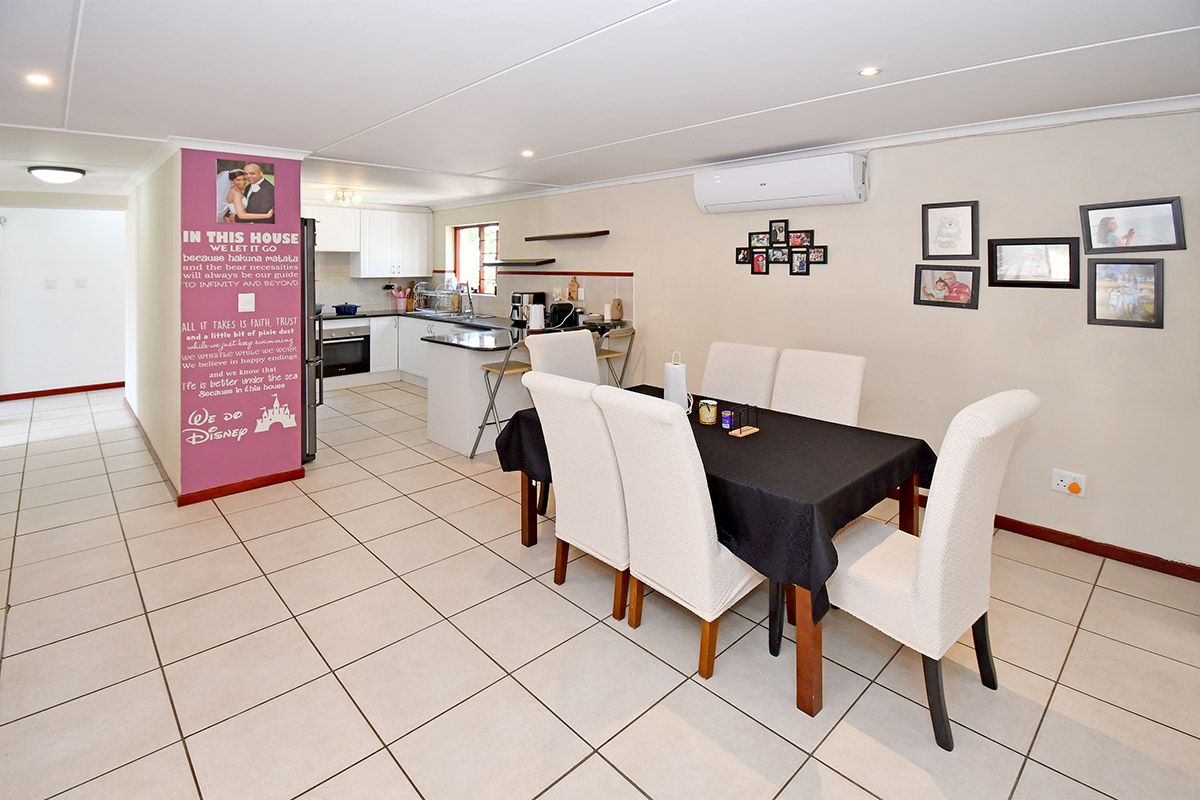 Spacious 4-Bedroom Family Home in Broadacres - Photo 3
