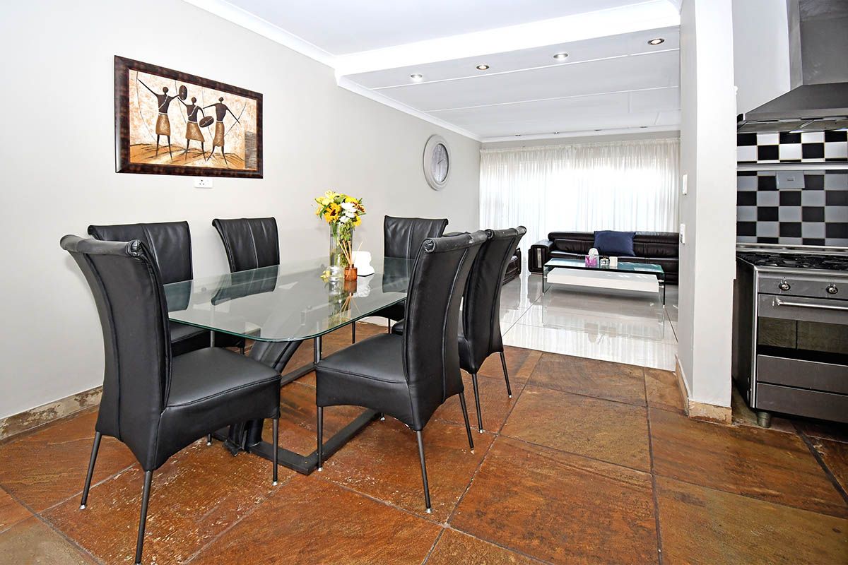 Family Home For Sale in Blairgowrie - Photo 3
