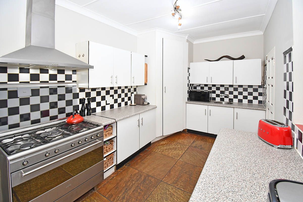 Family Home For Sale in Blairgowrie - Photo 2