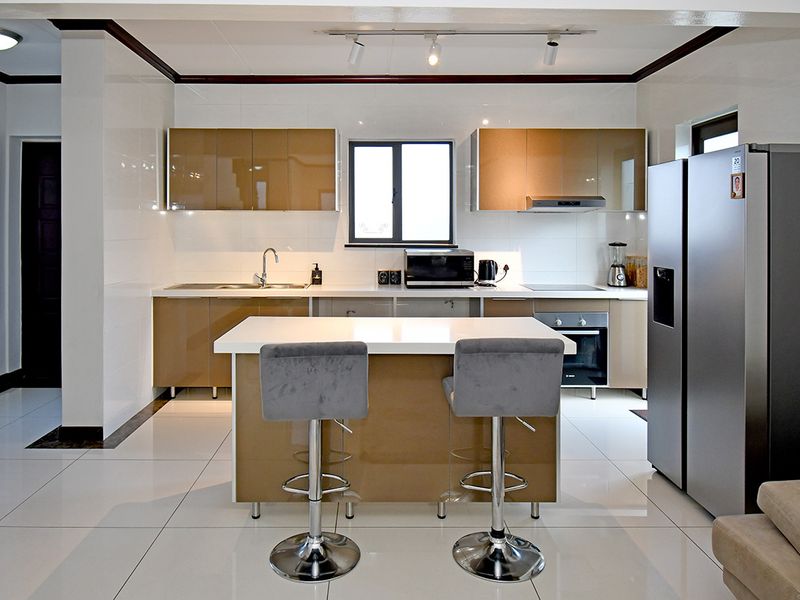 3 Bedroom House For Sale in Craigavon - Photo 3