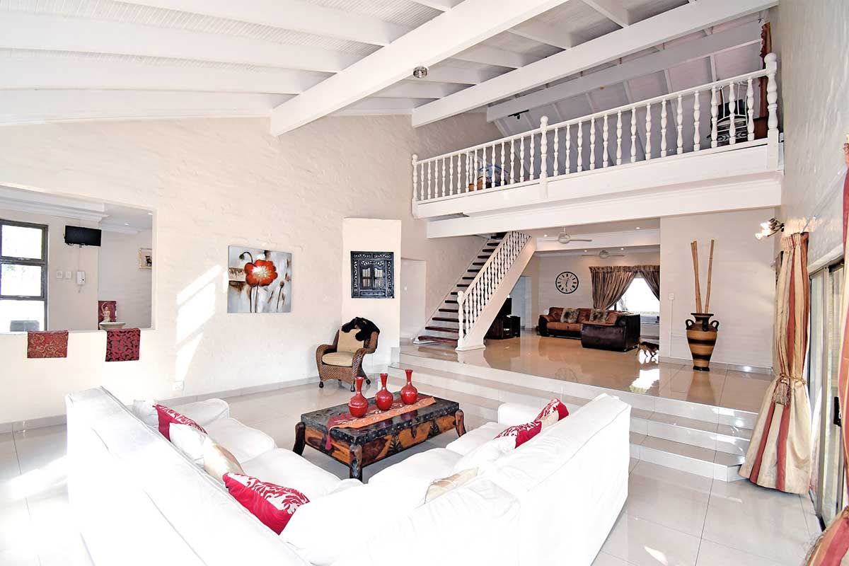 5-Bedroom Family Home in Secure Boomed Enclave, Bryanston - Photo 5