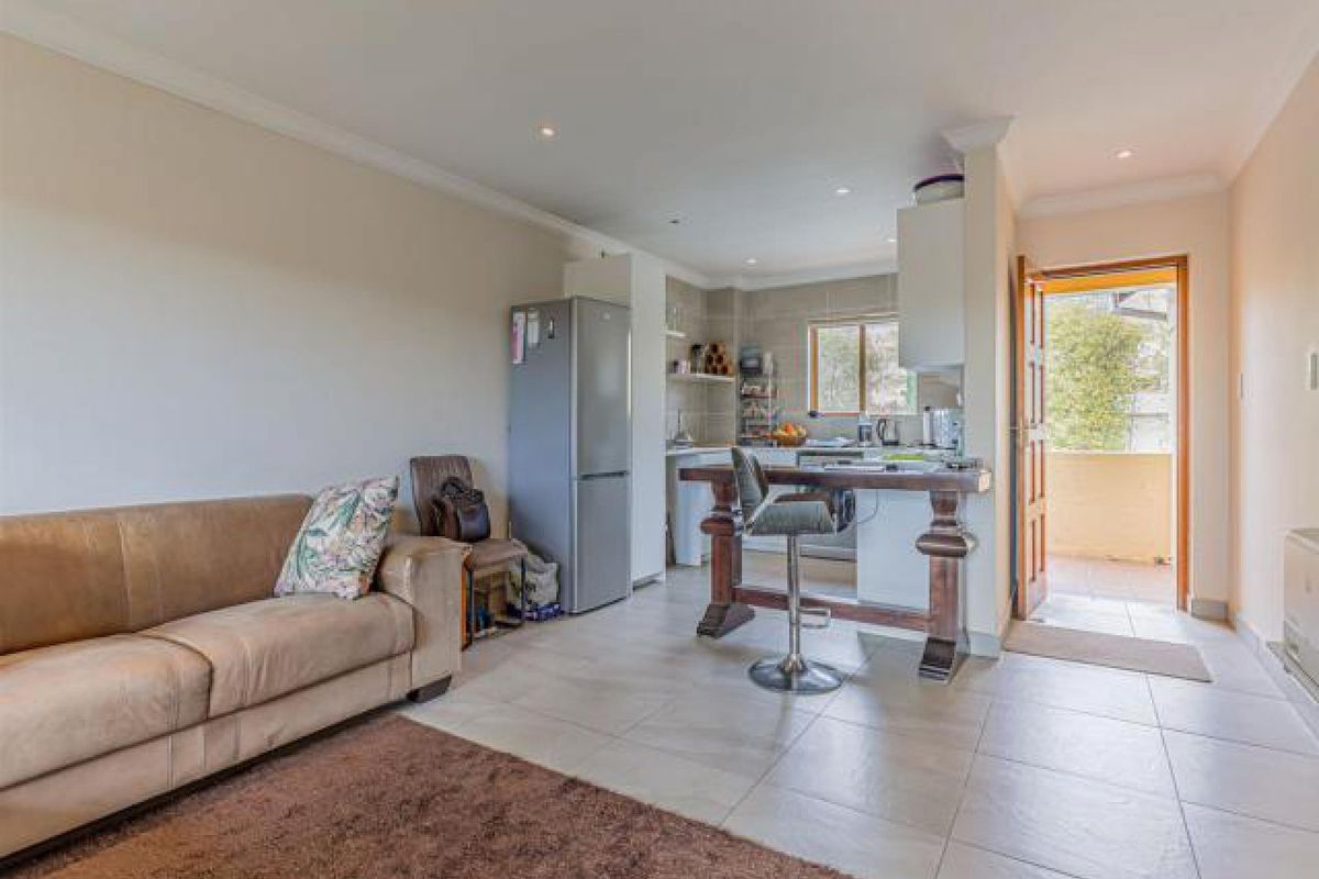 Apartment For Sale In Sandton - Photo 5