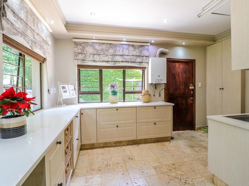 Unique - One of a kind on the banks if the Vaal River. Best Value for your Investment - Photo 5