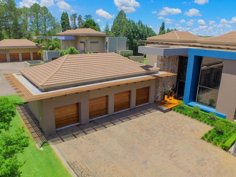 Executive estate living on the Vaal River. Masterly built. Elegant décor and finishes. - Photo 5