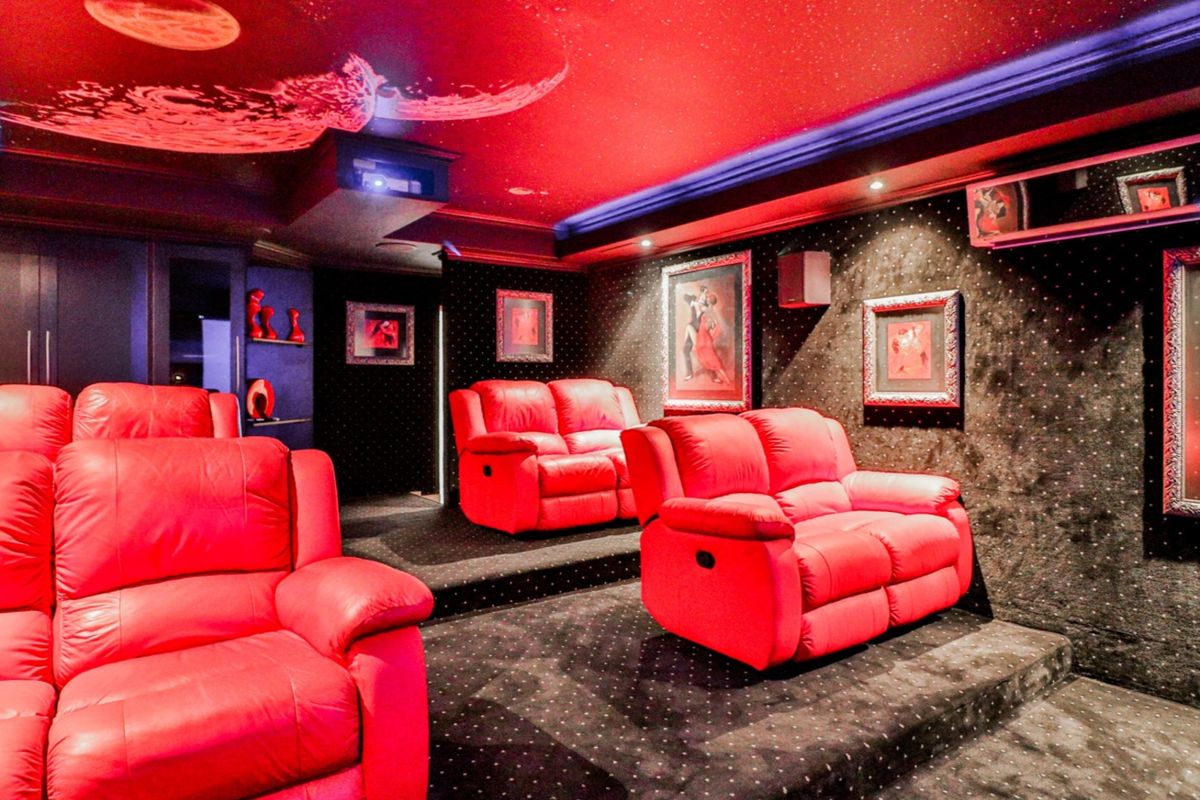 A Masterpiece. - Photo 2