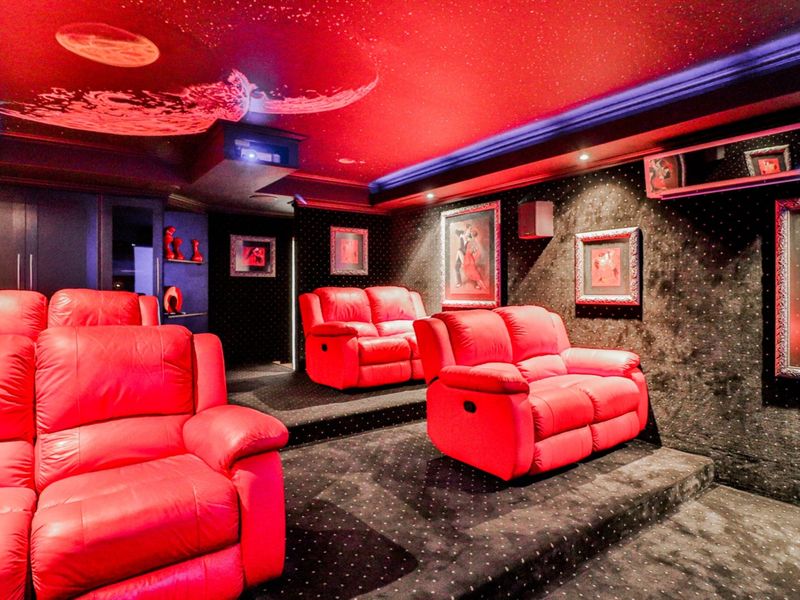 A Masterpiece. - Photo 2