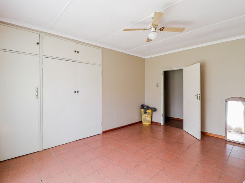 2 (Two) X 2.14 ha - Small holdings next to each other For Sale - Near the R 42. One with big house - Photo 9