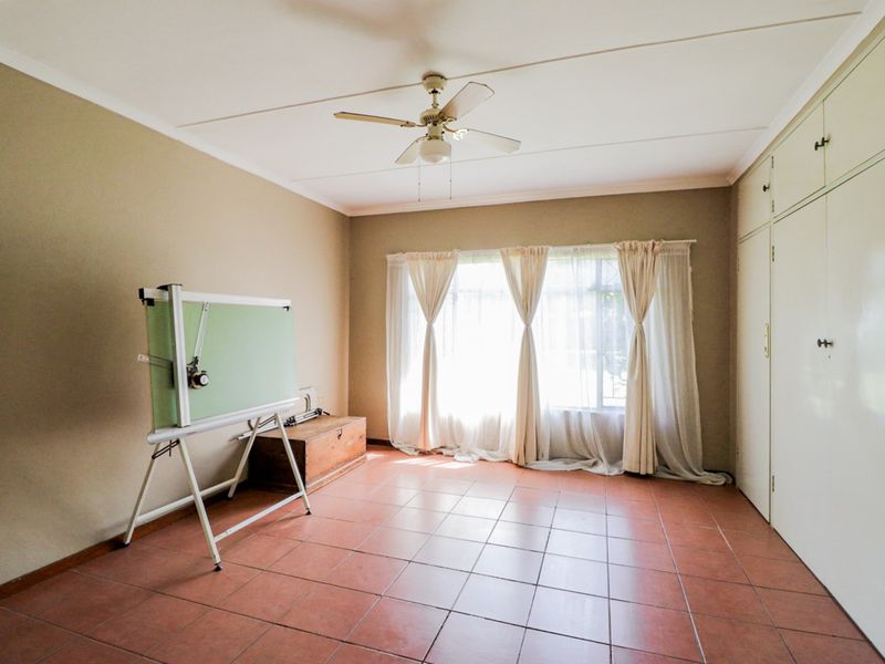 2 (Two) X 2.14 ha - Small holdings next to each other For Sale - Near the R 42. One with big house - Photo 10