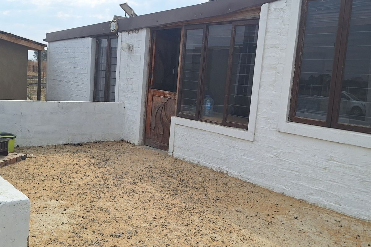Small holding in Vanderbijlpark area - Photo 2