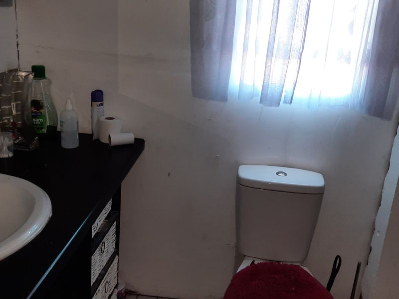 Small holding in Vanderbijlpark area - Photo 9