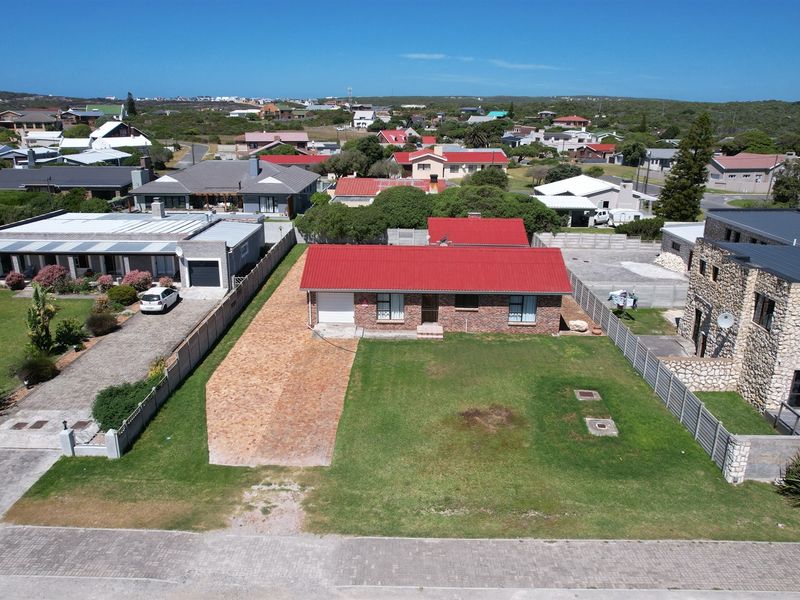 An Excellent Opportunity Near the Town’s Entrance - Photo 2