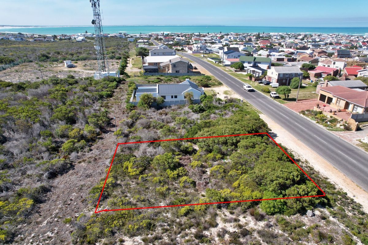 Established area boasting a coastal feel! - Photo 4