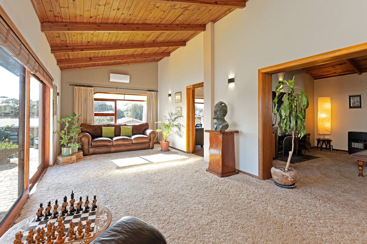 Beautiful and spacious family home - Photo 3