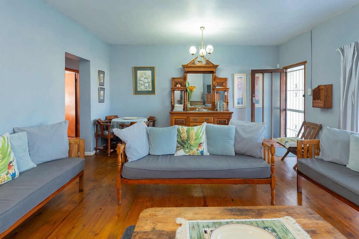 Wonderful Location & Income Generator! - Photo 4