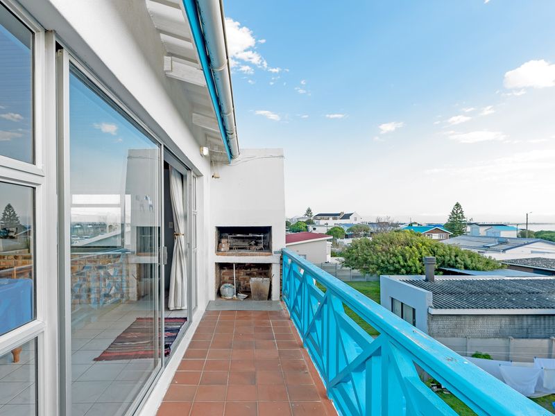 Wonderful Location & Income Generator! - Photo 10