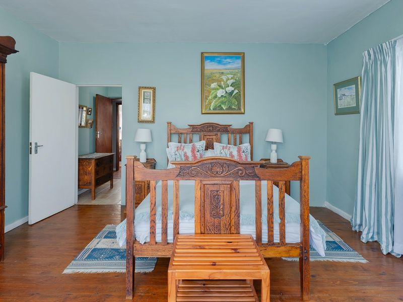 Wonderful Location & Income Generator! - Photo 6