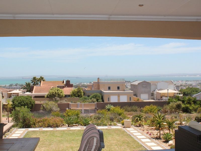 5 Bedroom executive home, Myburgh Park Langebaan - Photo 8