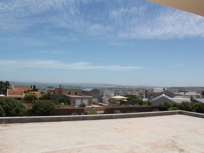 5 Bedroom executive home, Myburgh Park Langebaan - Photo 4