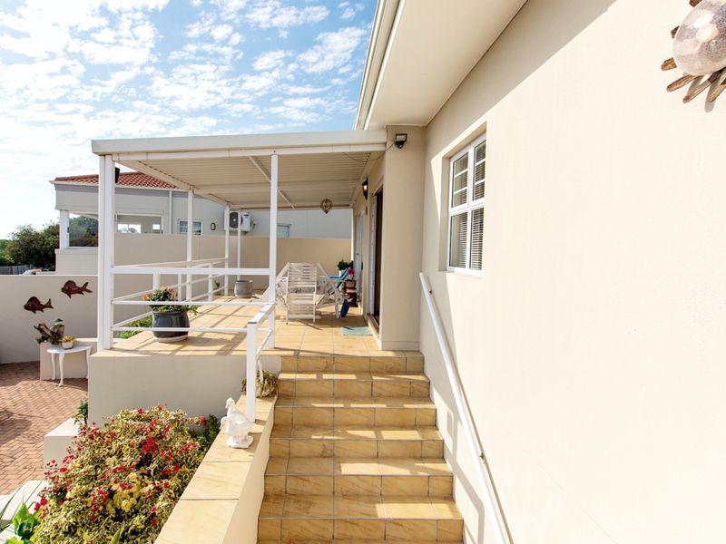 Tranquil Living In Port Owen - Photo 6