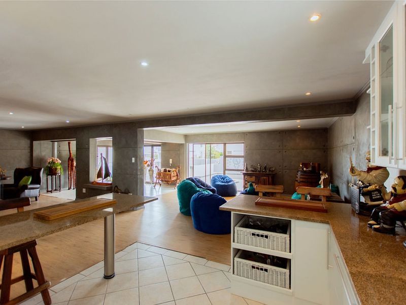 4 Bedroom house with a 3 bedroom second dwelling for sale in Myburgh Park Langebaan - Photo 8