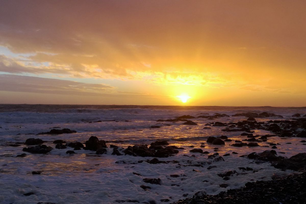 Magical sunset over the ocean - Photo 4