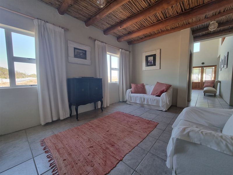 Spacious Home Located on the Golden Mile St Helena Bay - Photo 10
