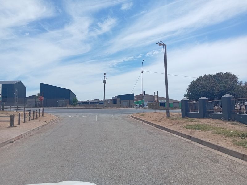 Prime 4000m2 Light Industrial Plot for Sale – Strategic Investment Opportunity - Photo 4