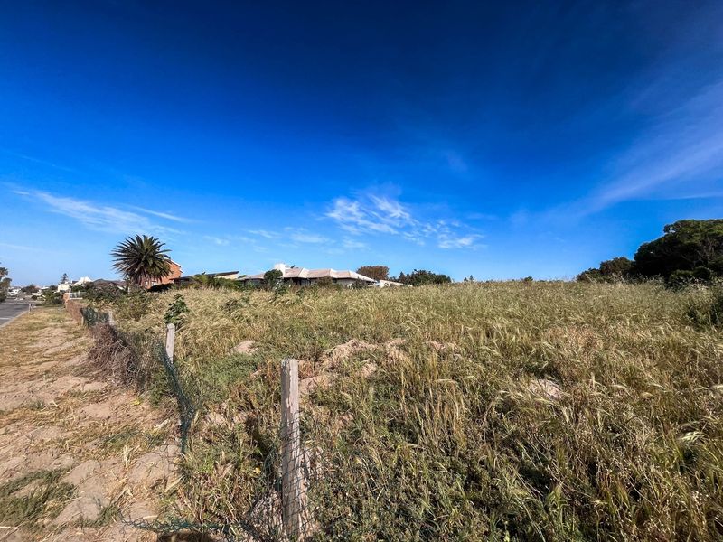 Seize the opportunity to build your dream home with stunning sea views in Saldanha Bay. - Photo 5