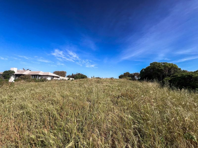 Seize the opportunity to build your dream home with stunning sea views in Saldanha Bay. - Photo 7