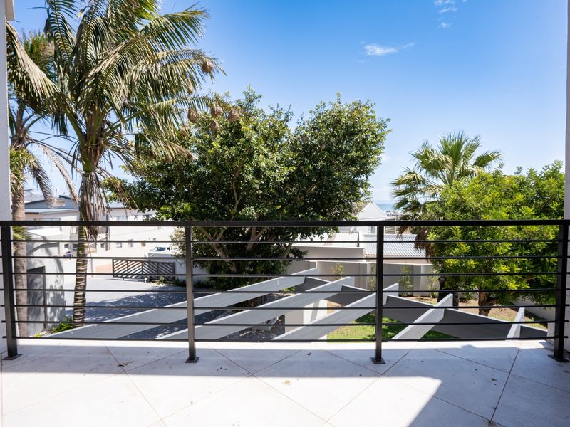 ARCHITECTURAL MASTERPIECE IN THE SOUGHT AFTER COASTAL TOWN  LANGEBAAN - Photo 10