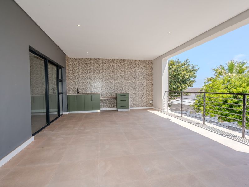 ARCHITECTURAL MASTERPIECE IN THE SOUGHT AFTER COASTAL TOWN  LANGEBAAN - Photo 8