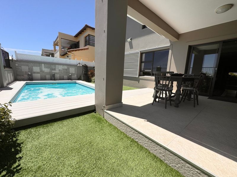 DESIGNED WITH DISTINCTION - Photo 8
