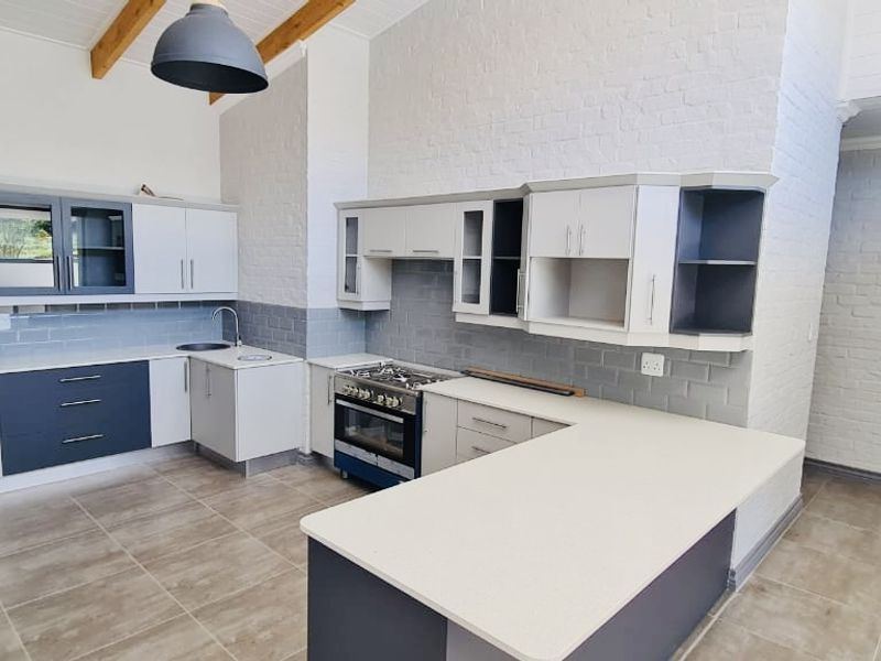 A Tranquil Modern Home - Photo 8