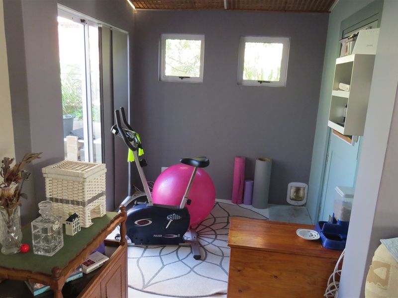 Charming peaceful family home - Photo 7