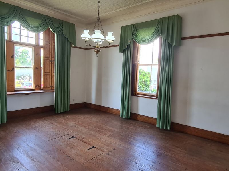 Prime property with perfect business location - Photo 5