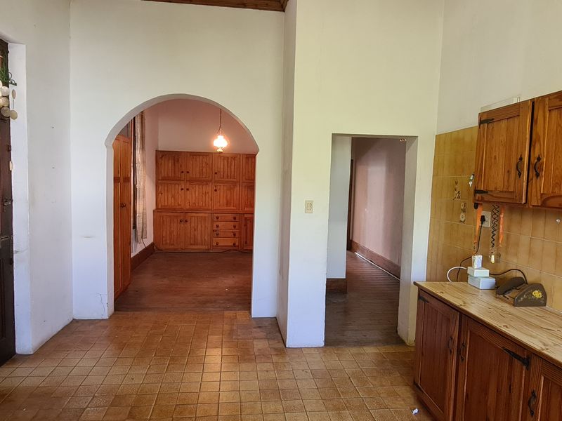 Prime property with perfect business location - Photo 10