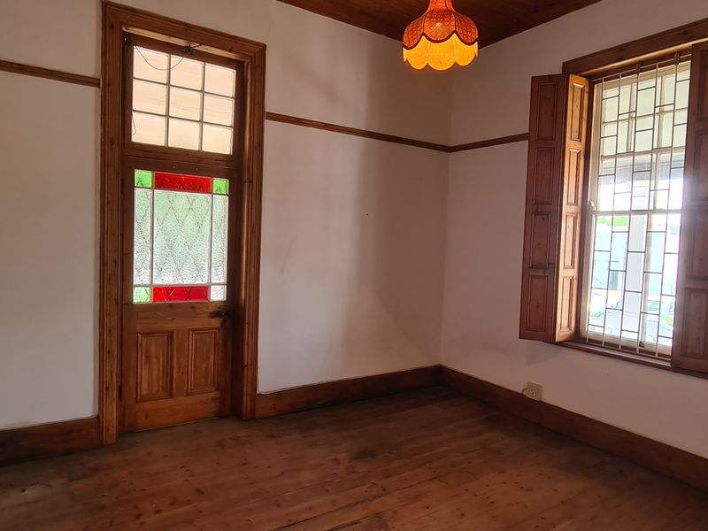 Prime property with perfect business location - Photo 7