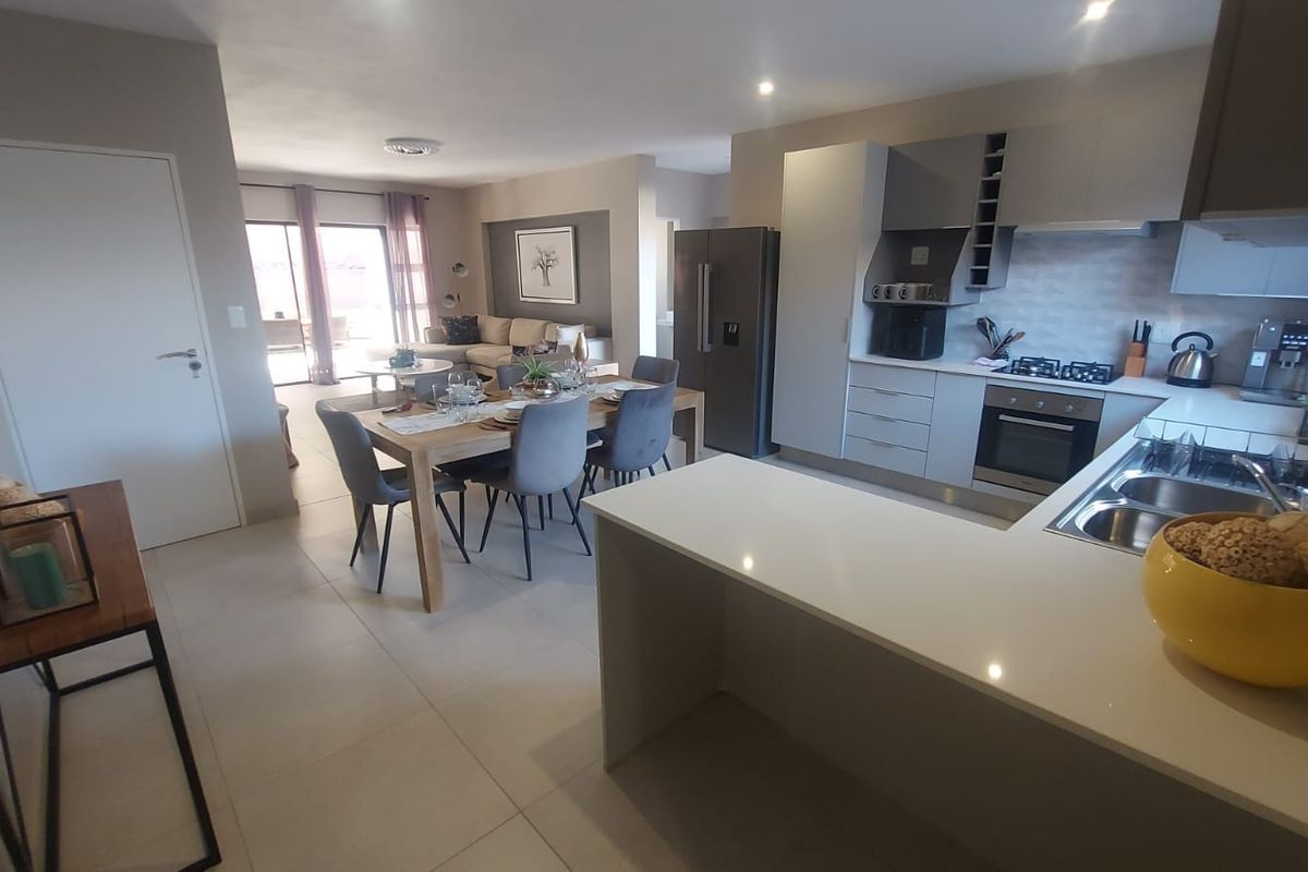 WEST ROCK VILLAS – BRAND-NEW DEVELOPMENT - Photo 2