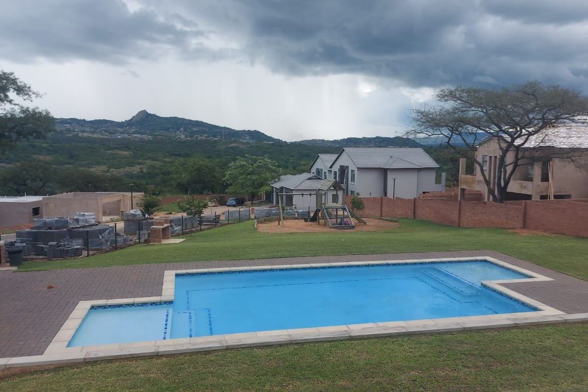 WEST ROCK VILLAS – BRAND-NEW DEVELOPMENT - Photo 4