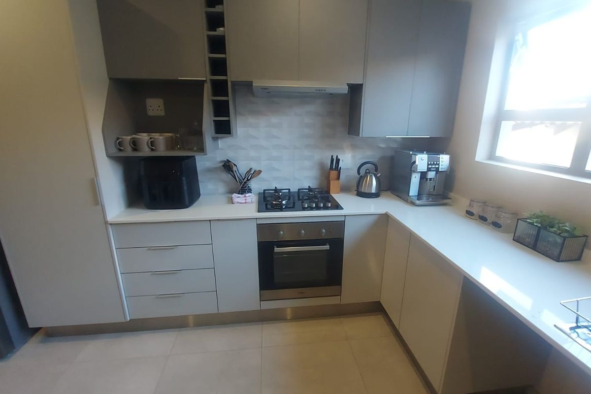 WEST ROCK VILLAS – BRAND-NEW DEVELOPMENT - Photo 3