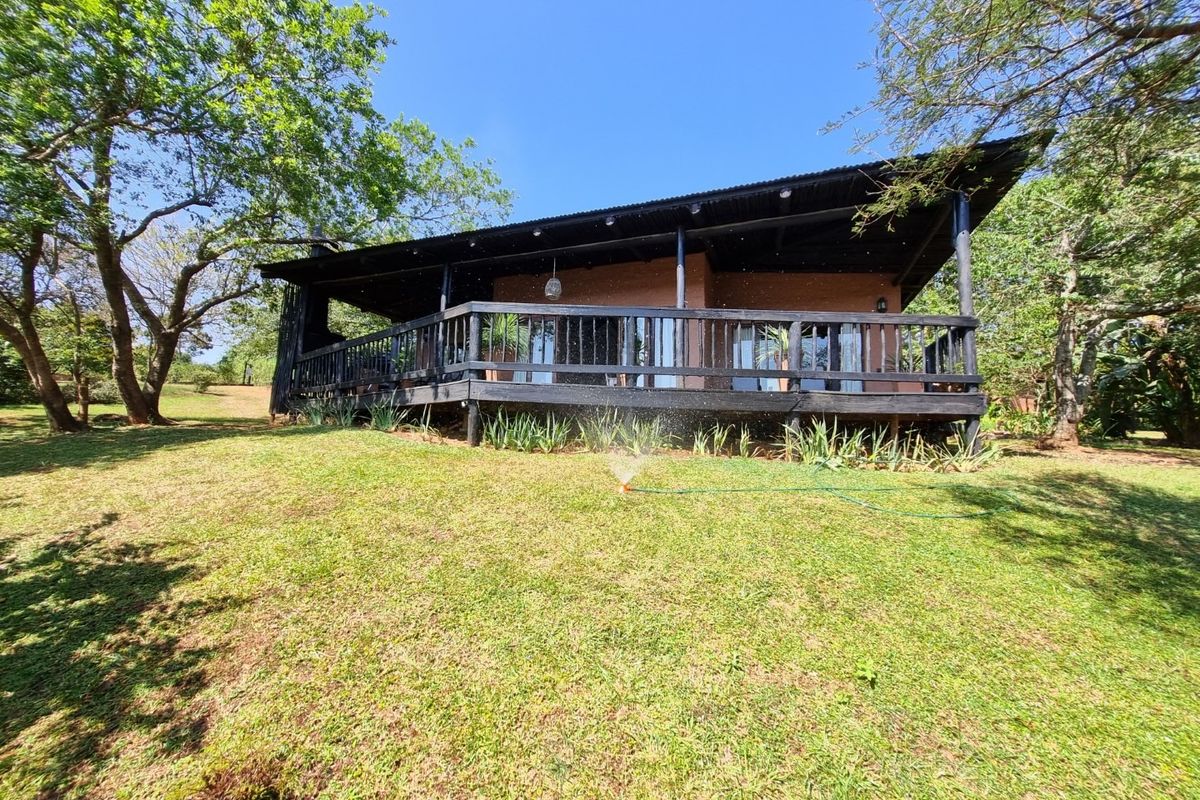Spacious 2 en suite bedrooms  sectional title home in Hazey River Country Estate - Photo 2