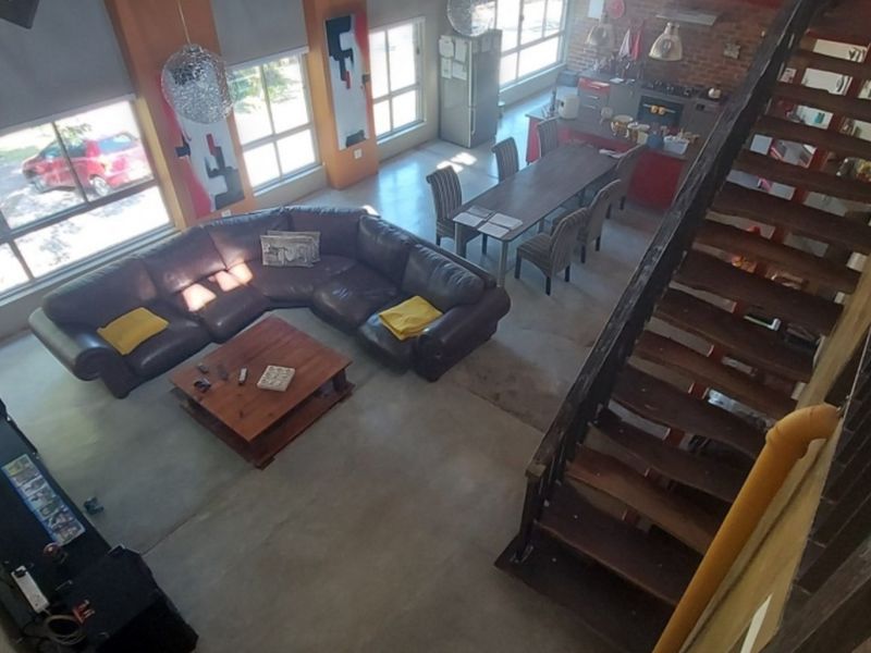 9,5 Ha Small Holdings in a popular part of White River. - Photo 2