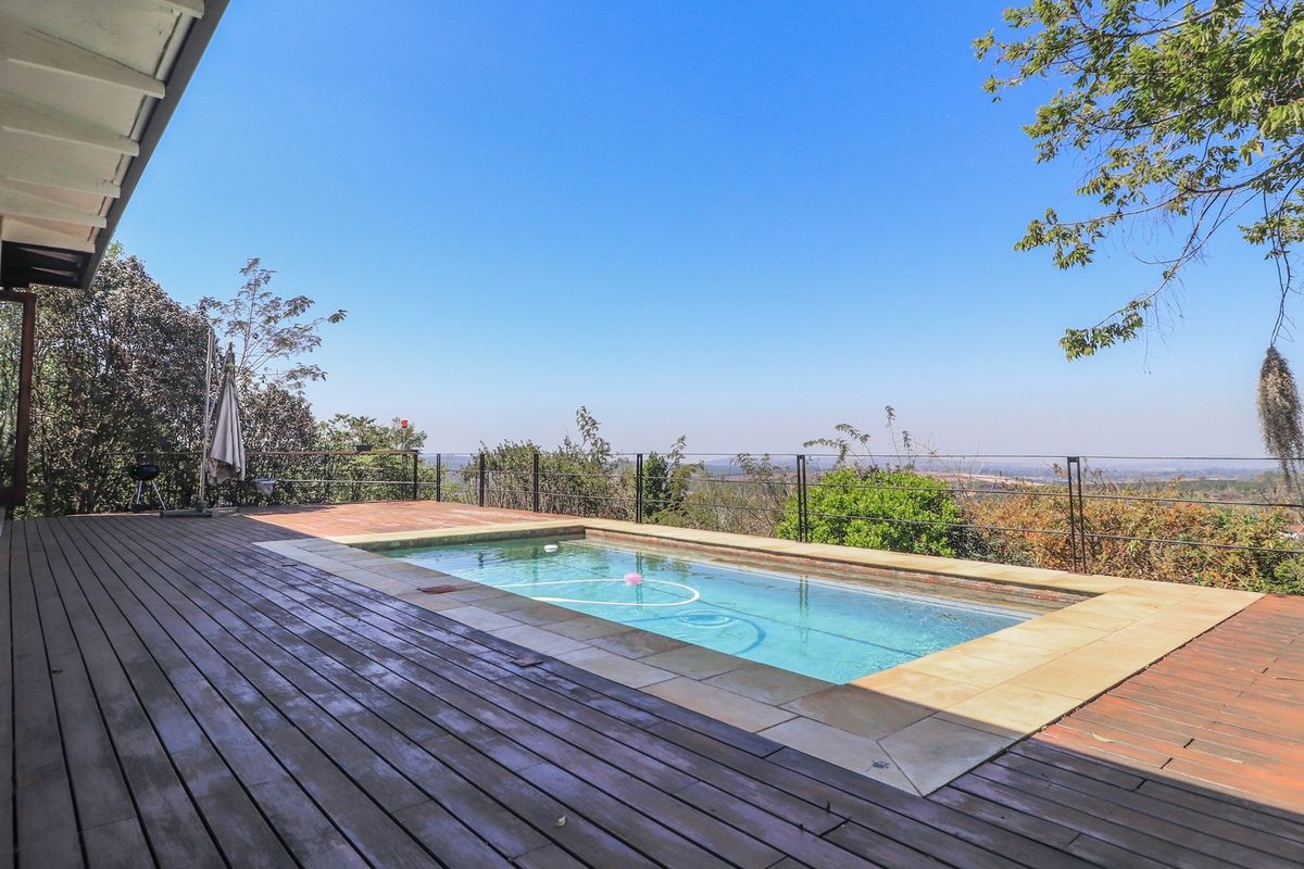 House For Sale In White River - Photo 5